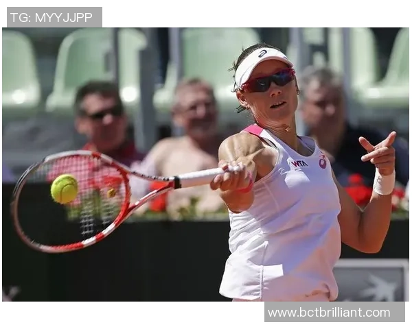 李娜与斯托瑟巅峰对决精彩回顾赛场上的激情与荣耀交织