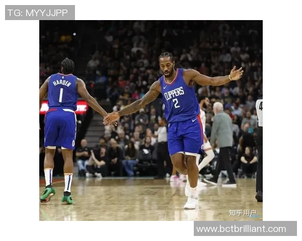 马刺与快船激战正酣12月19日NBA精彩对决值得期待